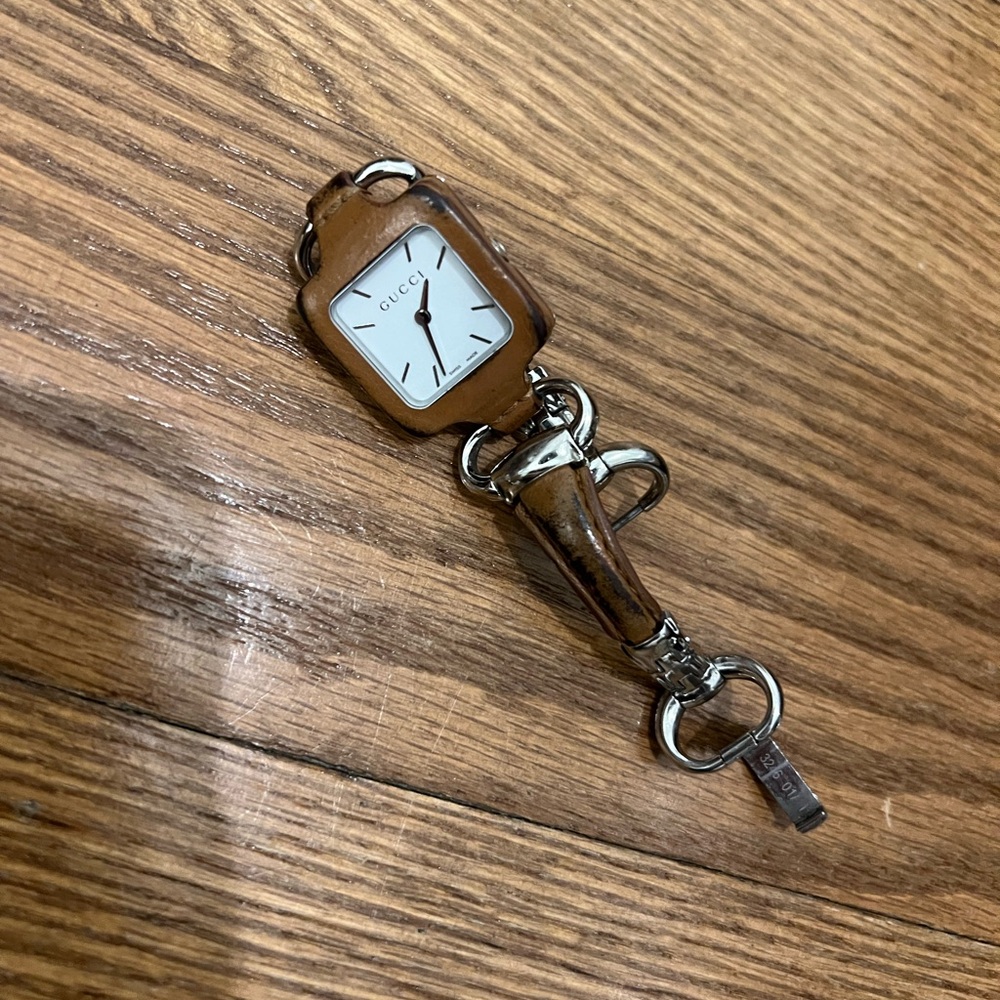 Authentic vintage Gucci watch 1921